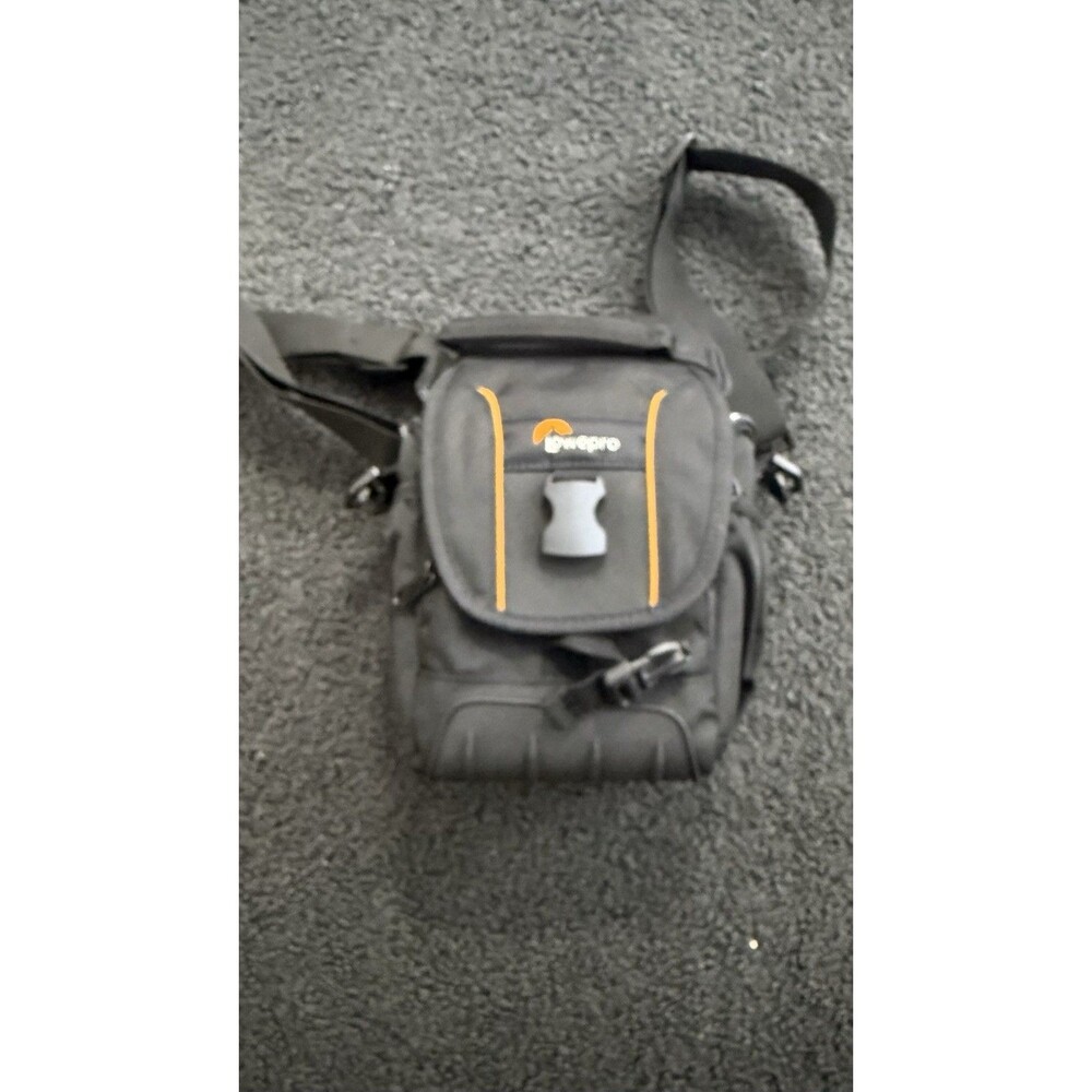 Lowepro Adventura SH 120 II Shoulder Bag for DSLR Cameras